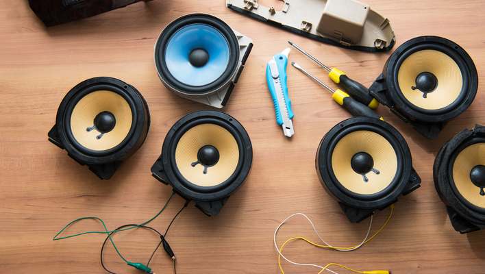 2-Ohm Vs 4-Ohm Subwoofer: Which Is Right For Me? 