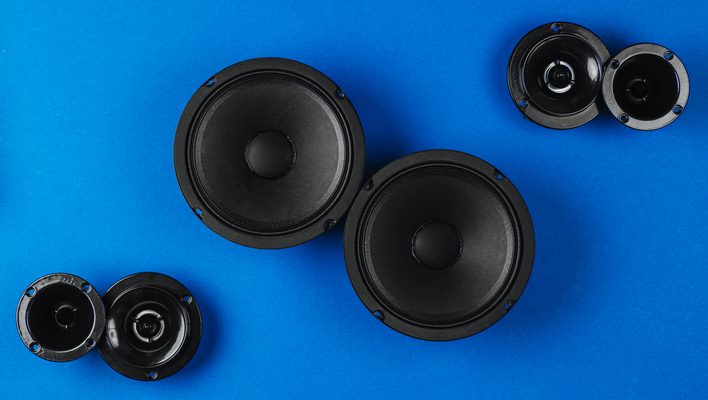 Examples And Advantages Of Round Speakers