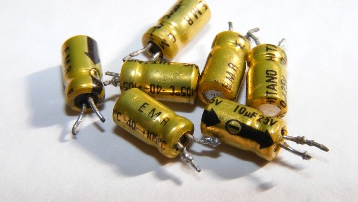 Choosing the Right Audio Capacitor For Stereo System